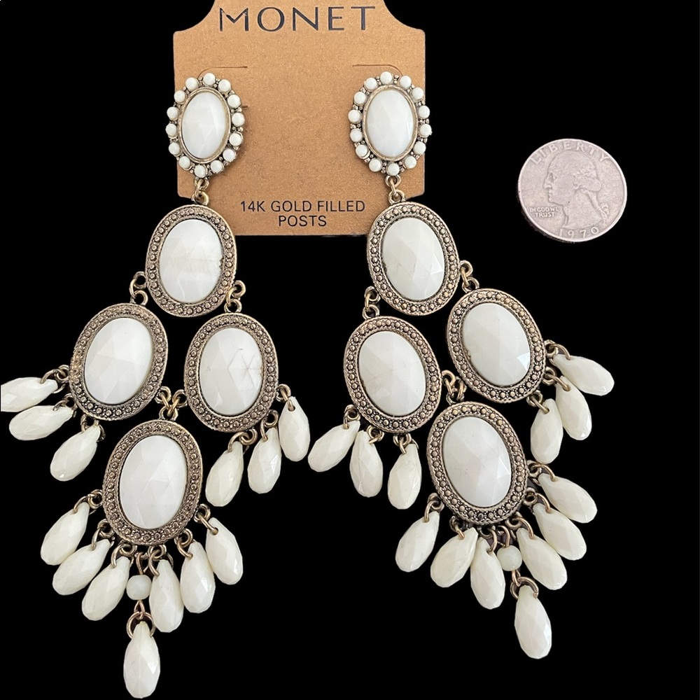 Simply beautiful cream and dark gold earrings